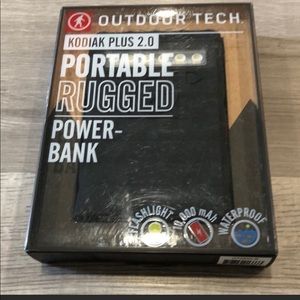 KODIAK 2.0
PORTABLE RUGGED
POWER BANK